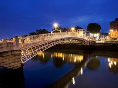 Ha'penny bridge Dublin